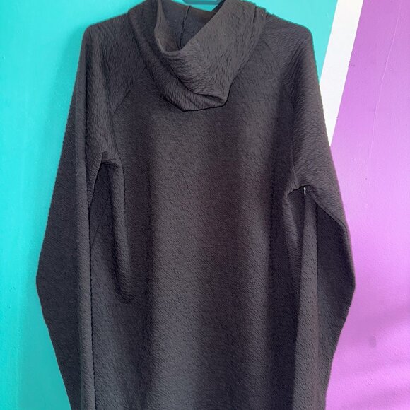 Black Apana Hoodie, Size L - Picture 3 of 3